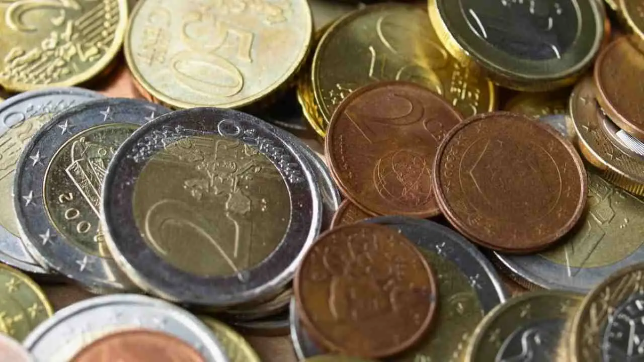 Non andare in banca: ecco dove cambiare le monete senza costi aggiuntivi
